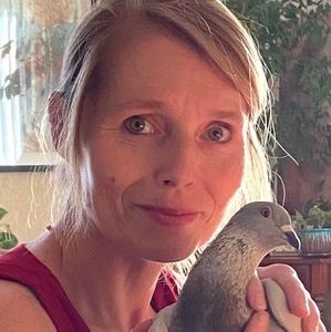 Meet your Posher, Monika